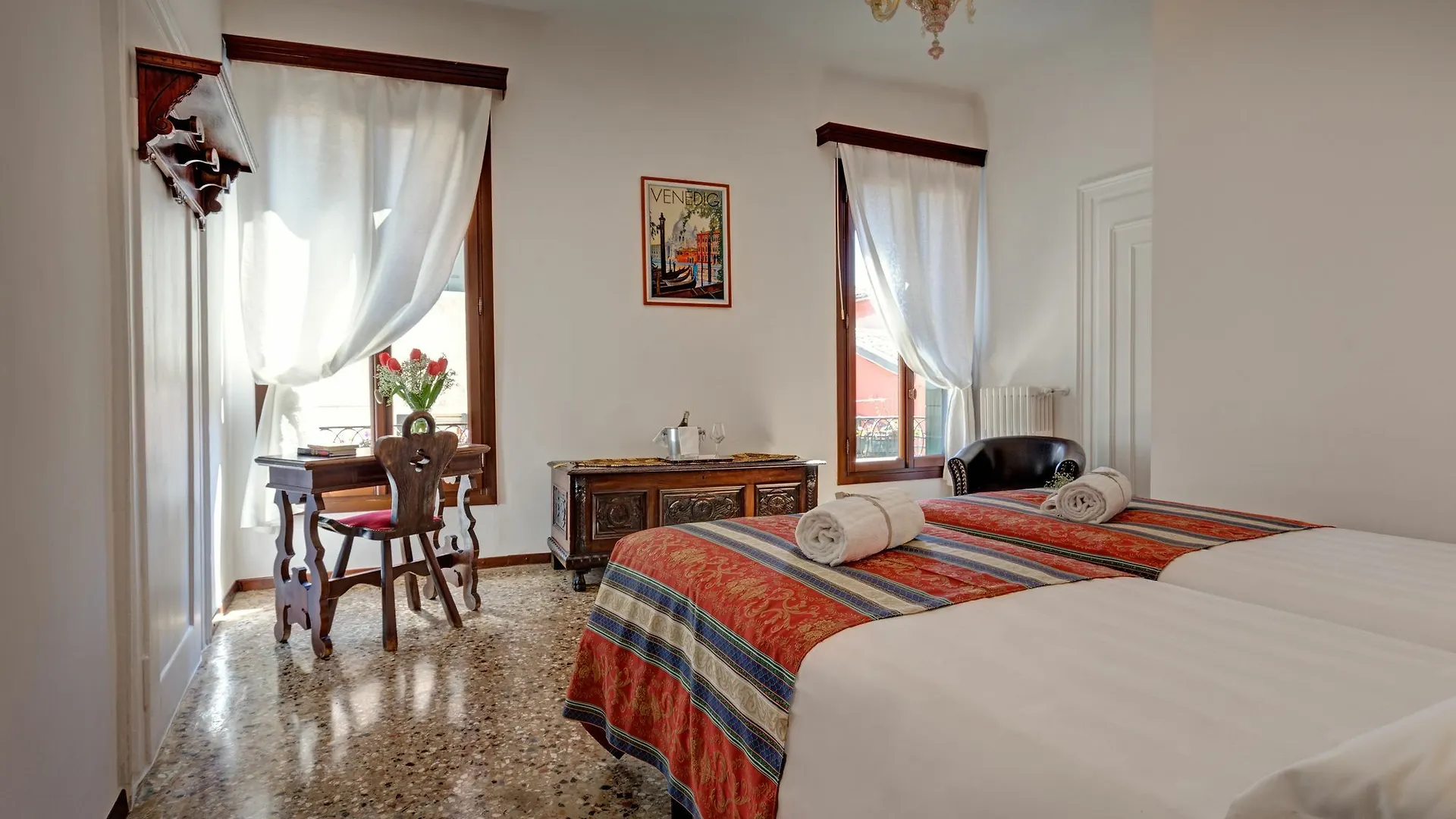Hotel San Samuele Venedik 0*,  İtalya