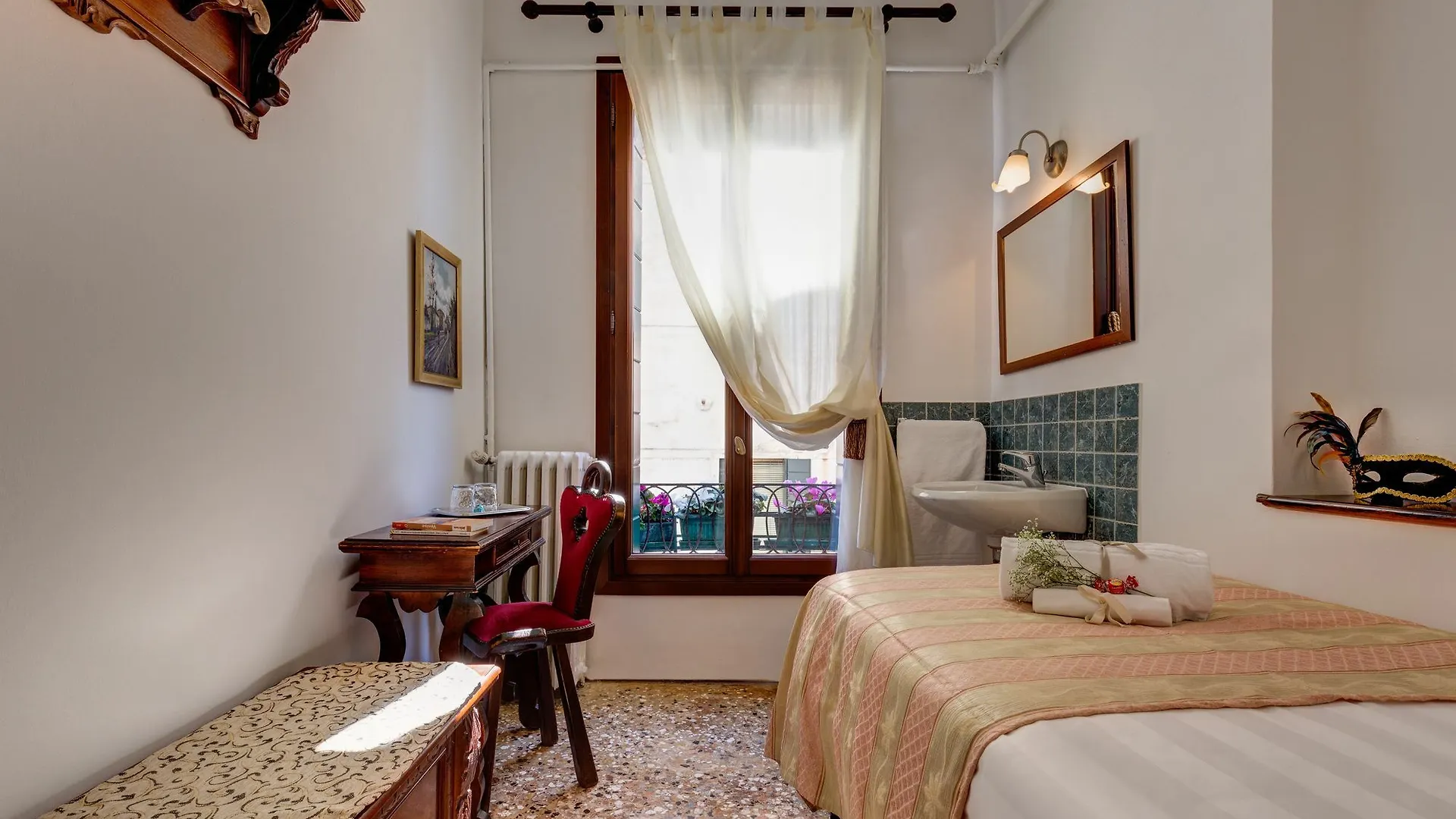 Hotel San Samuele Venedik